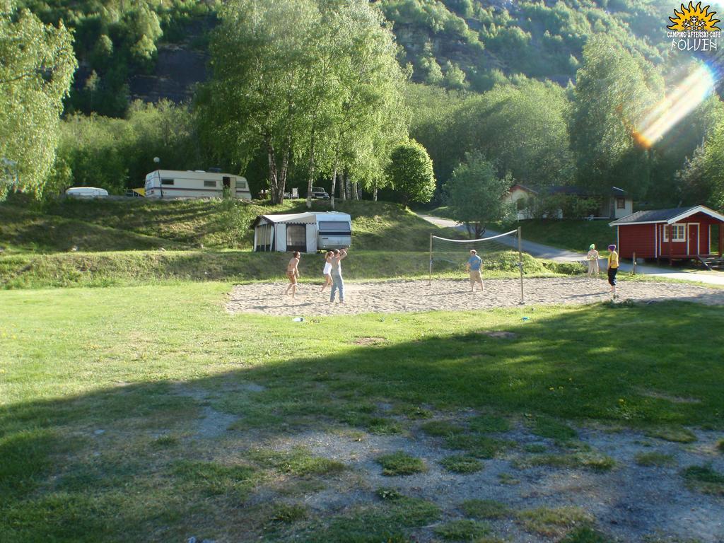 Готель Folven Adventure Camp Хьєллє Екстер'єр фото
